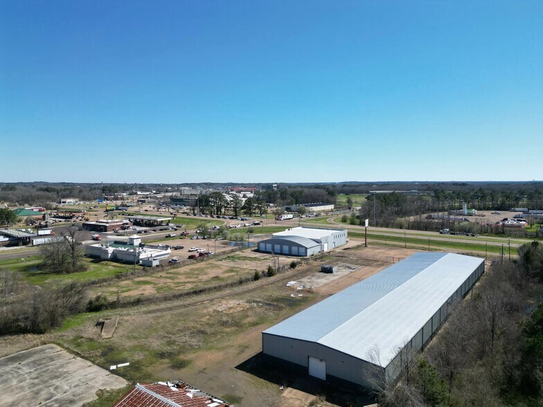 More Photos Of 710 Us-80, Flowood Freestanding For Lease