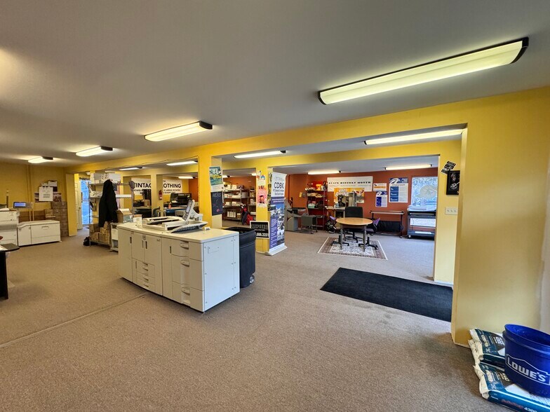 More Photos Of 1316 Central Ave, Albany Freestanding For Sale