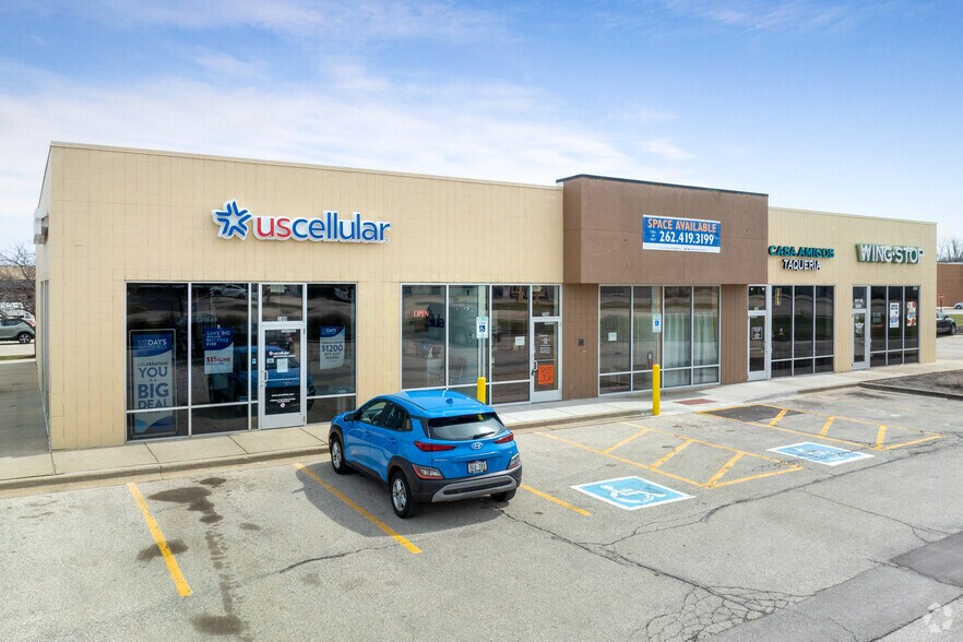 More Photos Of 2408-5141 Douglas Ave, Racine Unknown For Lease