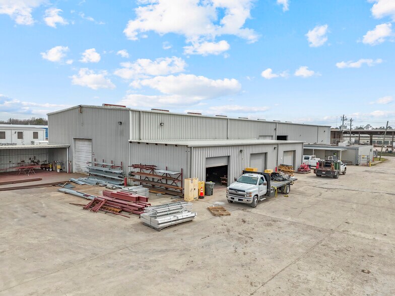 More Photos Of 150 Carrie St, Houston Manufacturing For Sale