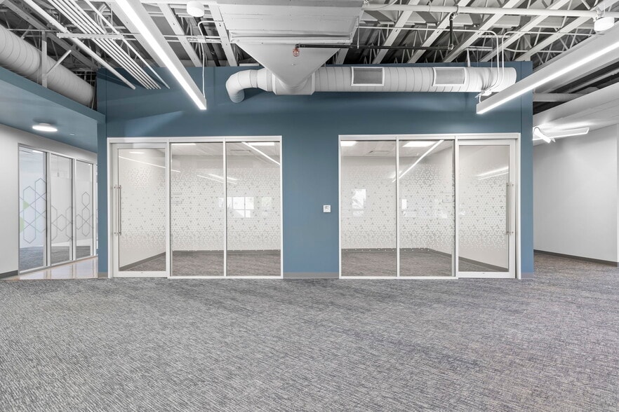 More Photos Of 6398 Cindy Ln, Carpinteria Office For Sale