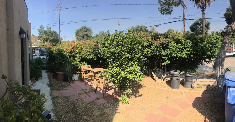 More Photos Of 2800 Newell St, Los Angeles Industrial For Lease