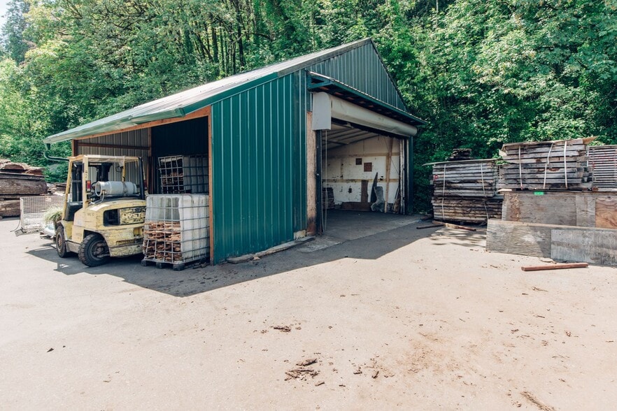 More Photos Of 5165-5275 NW Saint Helens Rd, Portland Manufacturing For Lease