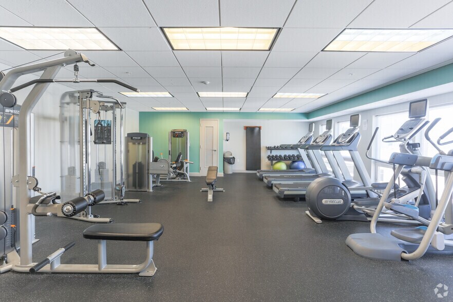 More Photos Of 3201 Washington Ave, Newport News Apartments For Lease