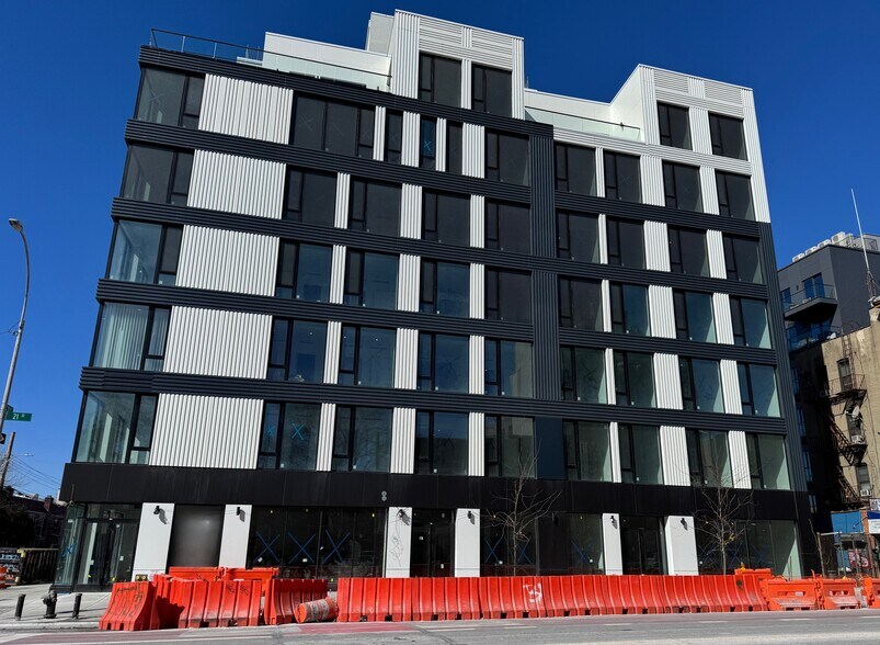 More Photos Of 31-16 21st St, Astoria Apartments For Lease