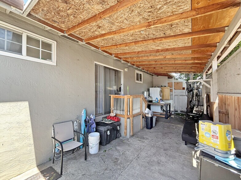 More Photos Of 19477 Meekland Ave, Cherryland Multifamily For Sale