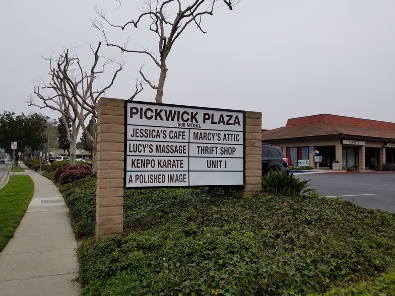 More Photos Of 596 Mobil Ave, Camarillo Freestanding For Lease