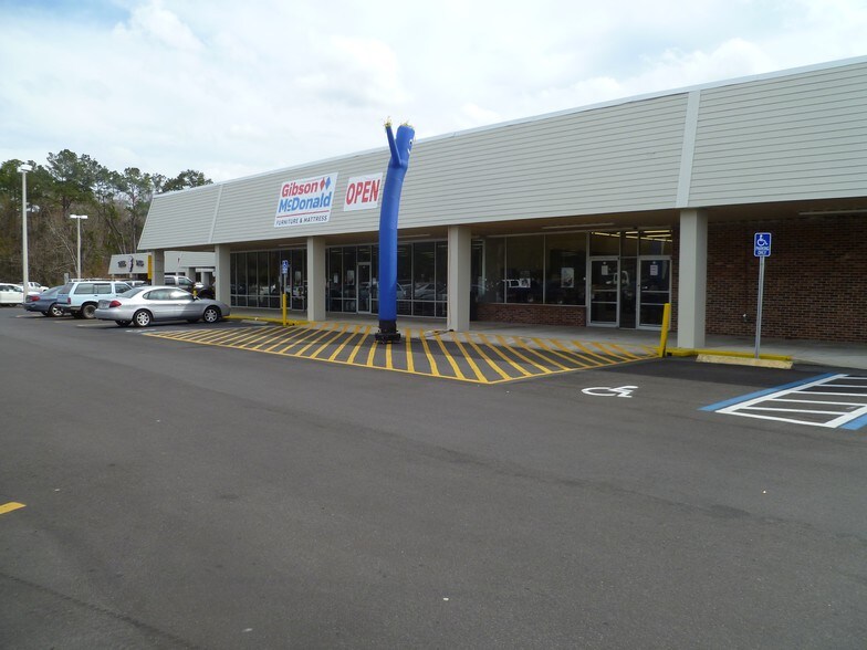 More Photos Of 5266 W State Road 200, Callahan Unknown For Lease