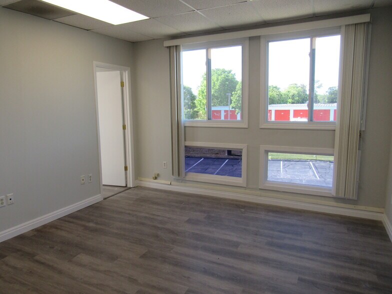More Photos Of 983 State Route 33 W, Monroe Township Medical For Lease