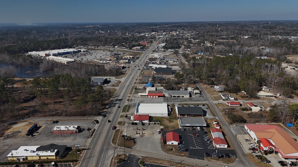 More Photos Of 435 S Main St, Swainsboro Freestanding For Sale