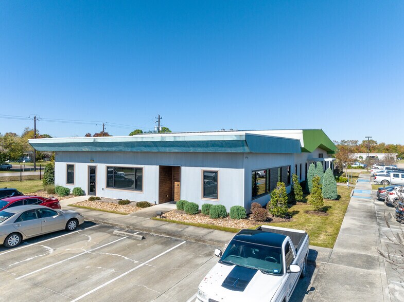 More Photos Of 30 Pinnacle Way, Pasadena Office For Sale
