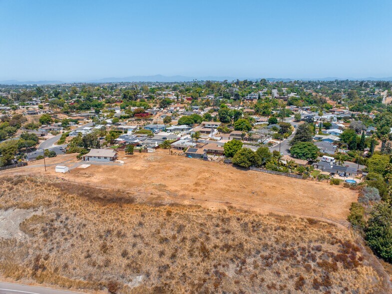 More Photos Of 101 Santa Clara Dr, Vista Land For Sale