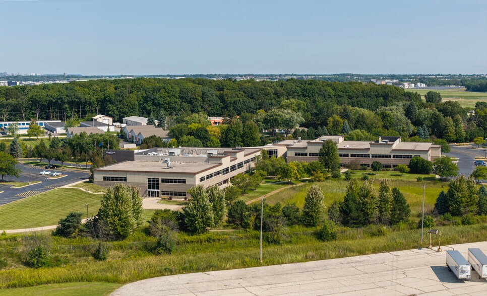 More Photos Of 6744 S Howell Ave, Oak Creek Office For Sale