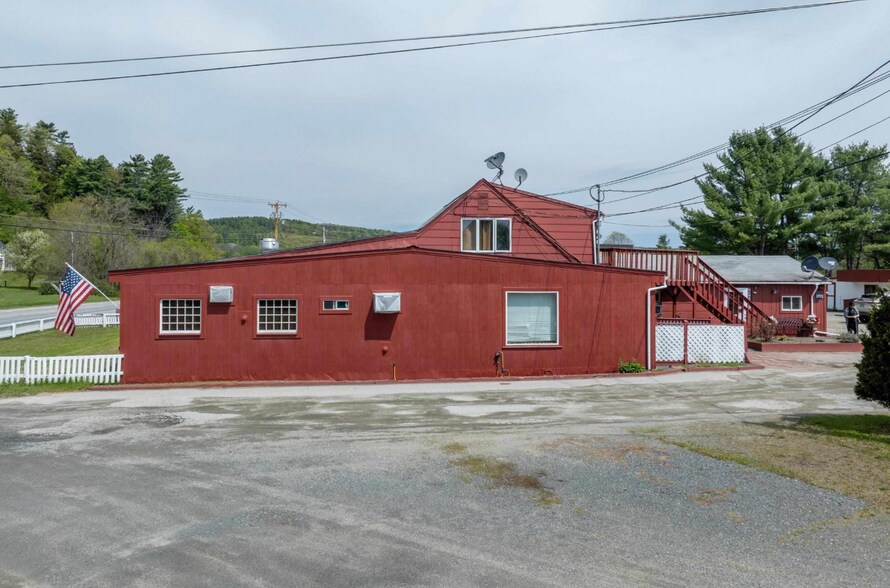 More Photos Of 379 Lower Pln, Bradford Hotel For Sale