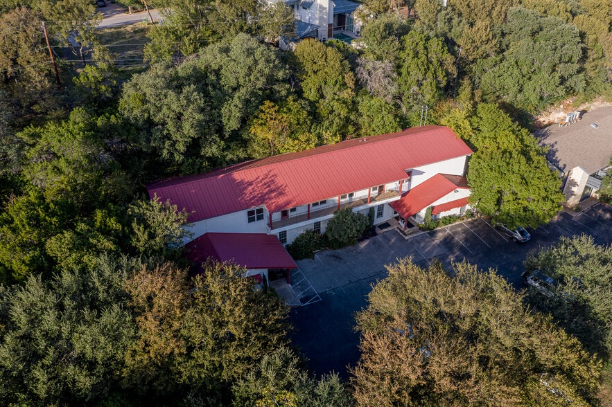 More Photos Of 3010 Bee Caves Rd, Rollingwood Medical For Lease