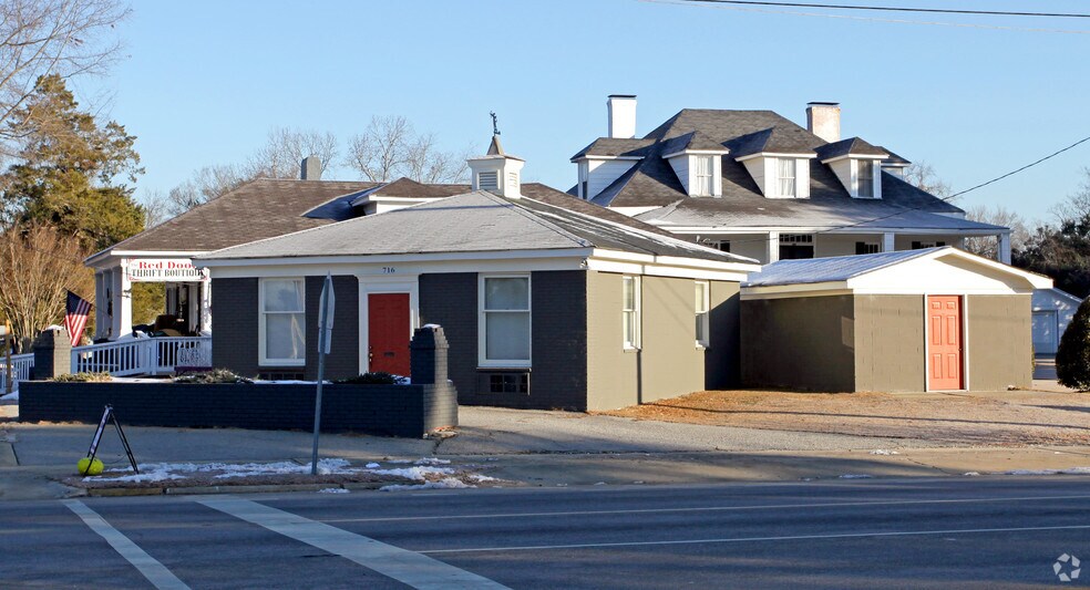 More Photos Of 716 Dekalb St, Camden Office For Sale