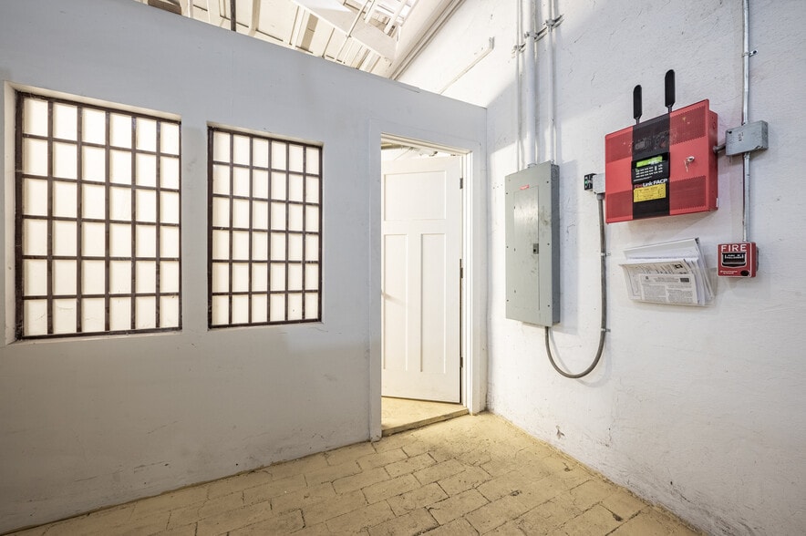 More Photos Of 160 W Haines Blvd, Lake Alfred Self Storage For Sale