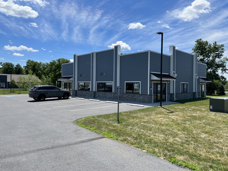 More Photos Of 8520 Allentown Pike, Blandon Unknown For Lease