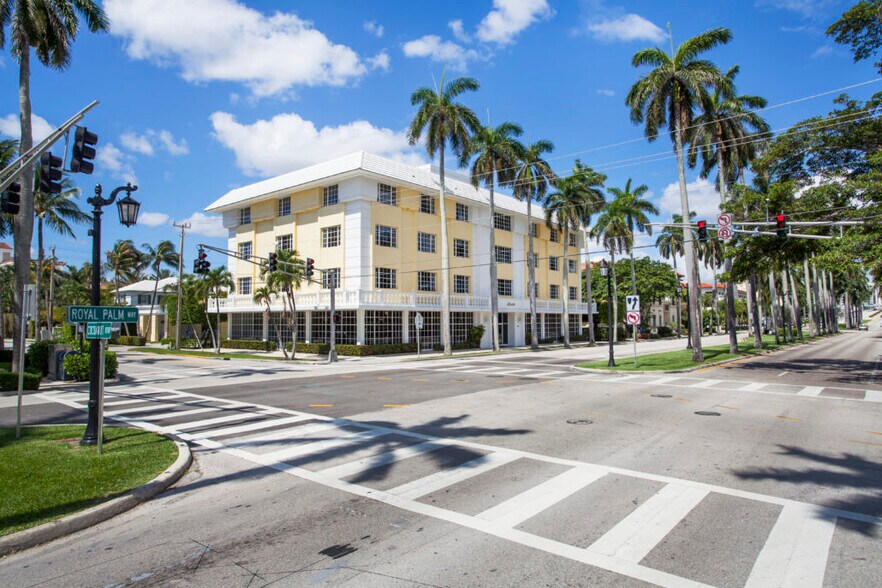 More Photos Of 400 Royal Palm Way, Palm Beach Office For Lease