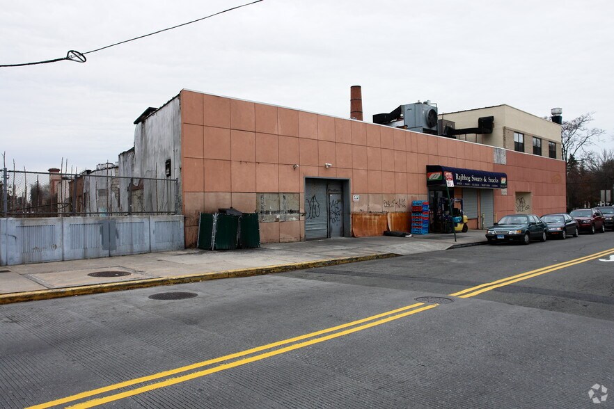 More Photos Of 41-23 Murray St, Flushing Warehouse For Sale