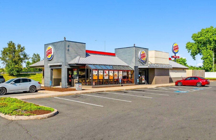 Primary Photo Of 102 Weston St, Hartford General Retail For Sale