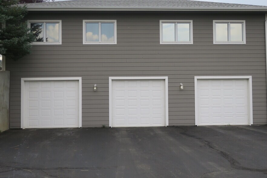 More Photos Of 78 Beaver Brook Canyon Rd, Evergreen Light Manufacturing For Lease