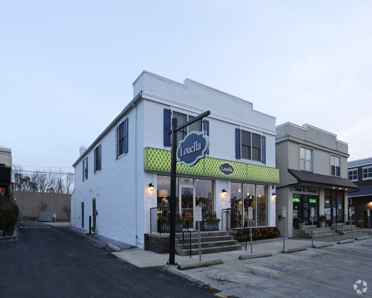 More Photos Of 227-229 E Lancaster Ave, Wayne Storefront Retail Residential For Lease