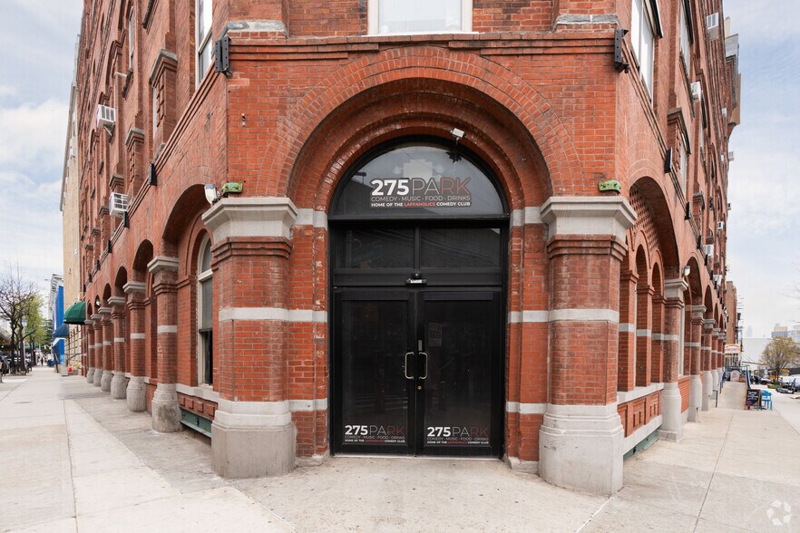 More Photos Of 255-275 Park Ave, Brooklyn Apartments For Lease