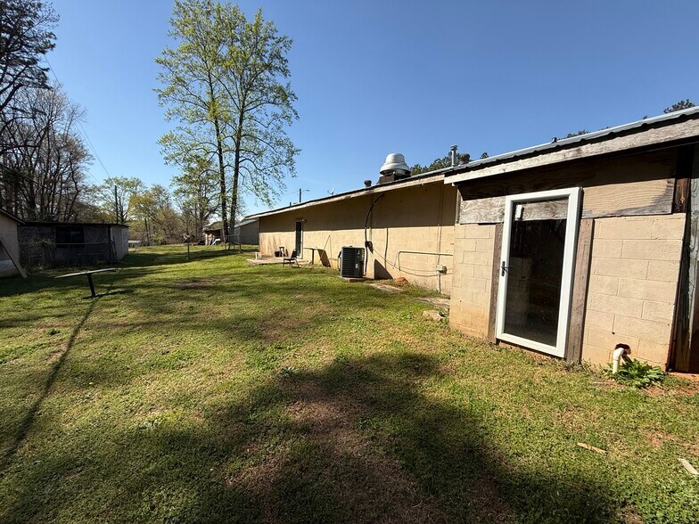 More Photos Of 1429 Athens Rd, Crawford Flex For Sale