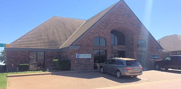 More Photos Of 9292 Huntington Sq, North Richland Hills Loft Creative Space For Lease
