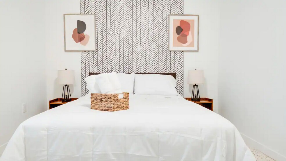 More Photos Of 1645 SW 7th St, Miami Apartments For Sale