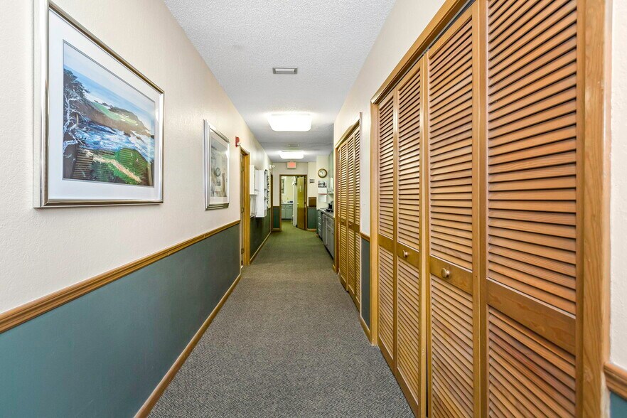 More Photos Of 701 N Hercules Ave, Clearwater Medical For Lease