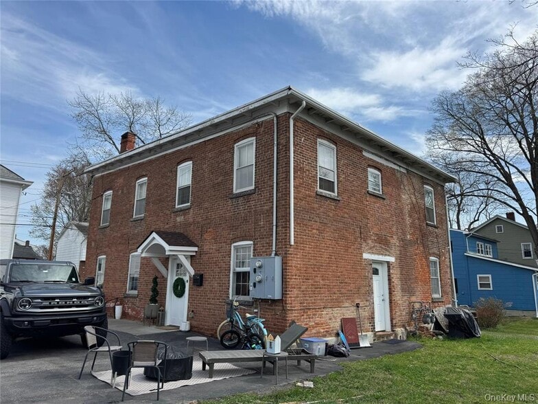 Primary Photo Of 145 Charles St, Montgomery Office For Lease