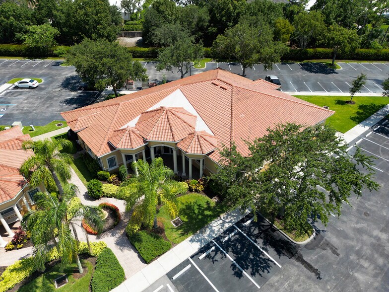 More Photos Of 3376 Woods Edge Cir, Bonita Springs Medical For Lease