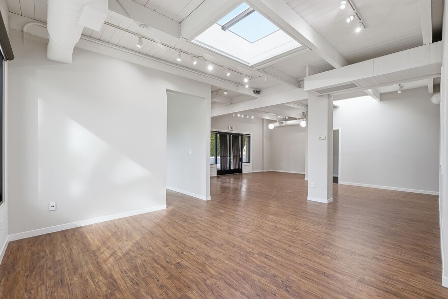 More Photos Of 2096 Lincoln Ave, San Jose Storefront Retail Office For Sale