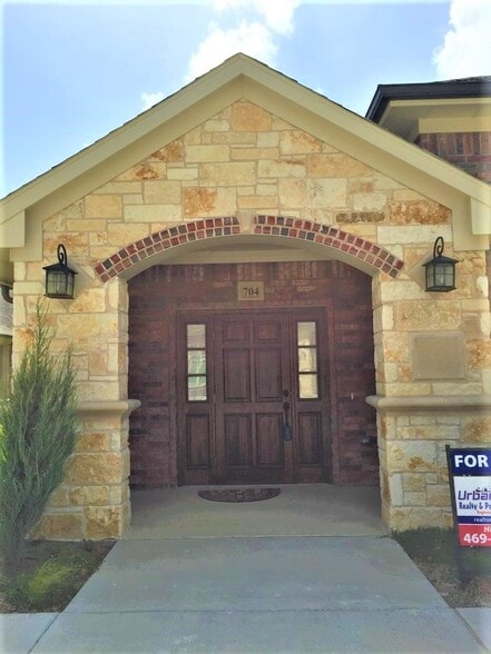 More Photos Of 8951 Collin McKinney Pky, McKinney Medical For Sale