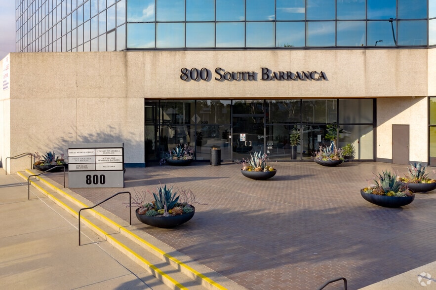 More Photos Of 800 S Barranca Ave, Covina Office For Lease