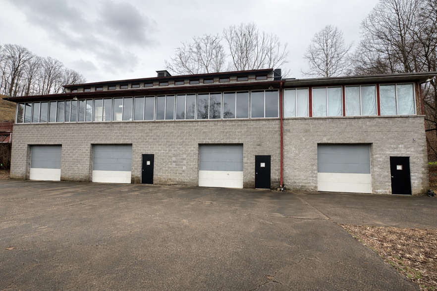 More Photos Of 1101 Jefferson Rd, South Charleston Industrial For Lease