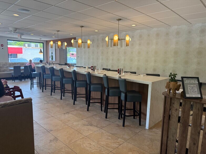 More Photos Of 572 W Cuthbert Blvd, Haddon Township Restaurant For Sale