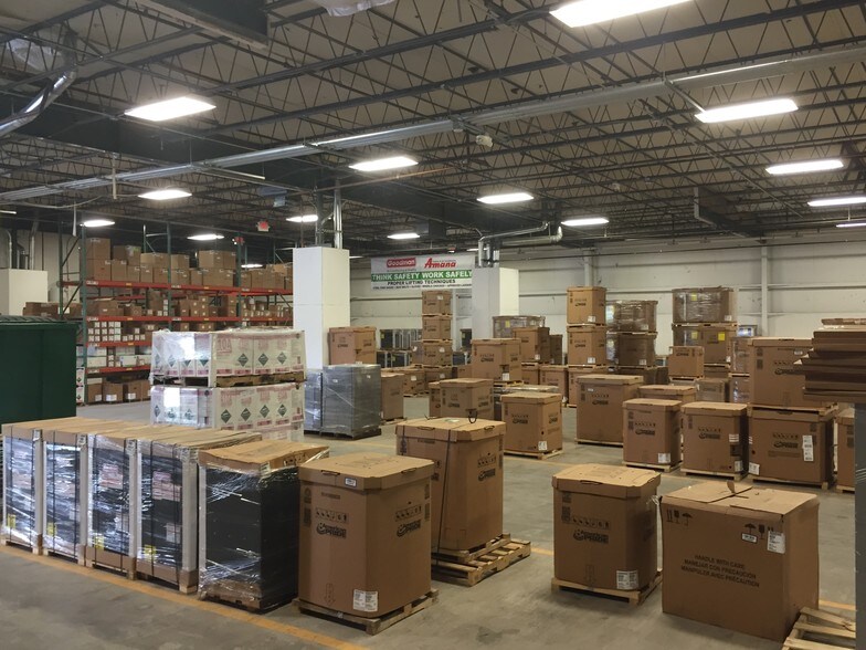 More Photos Of 18761 N Frederick Ave, Gaithersburg Light Distribution For Lease