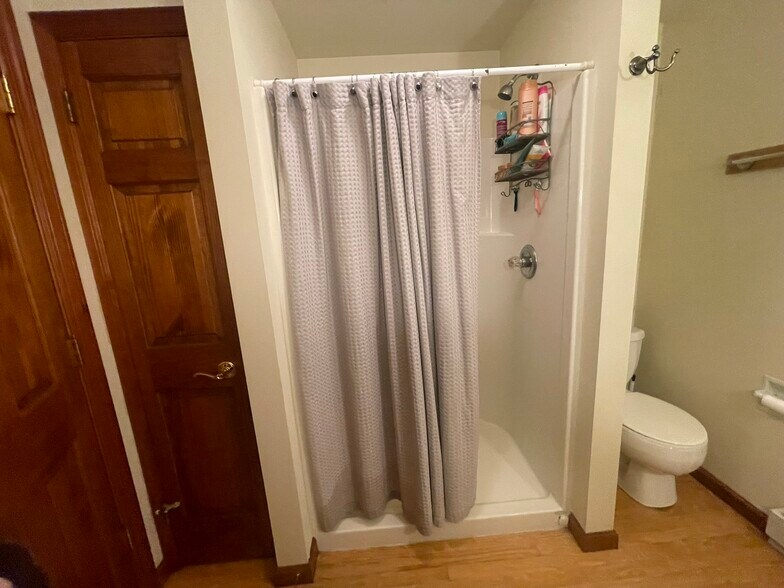 More Photos Of 853 Fairview Rd, Howard Apartments For Sale