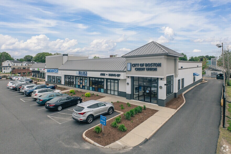 More Photos Of 75 Spring St, West Roxbury Unknown For Lease