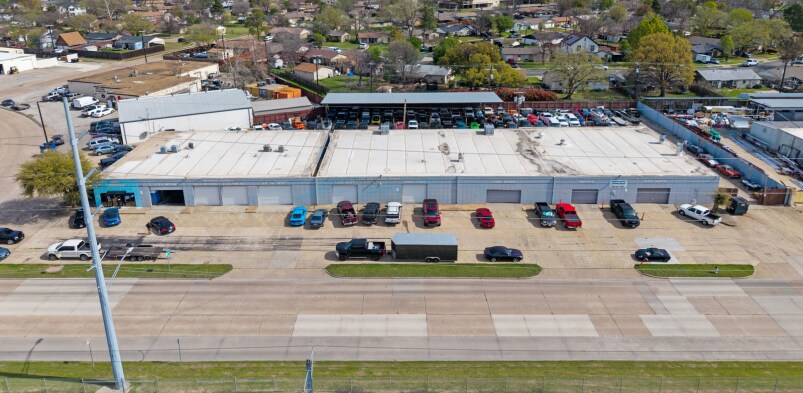Primary Photo Of 421 E Walnut St, Garland Warehouse For Sale