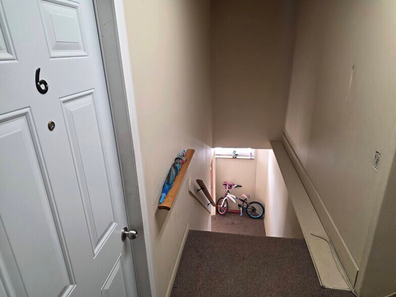More Photos Of 4-6 Sykes St N, Meaford Apartments For Sale