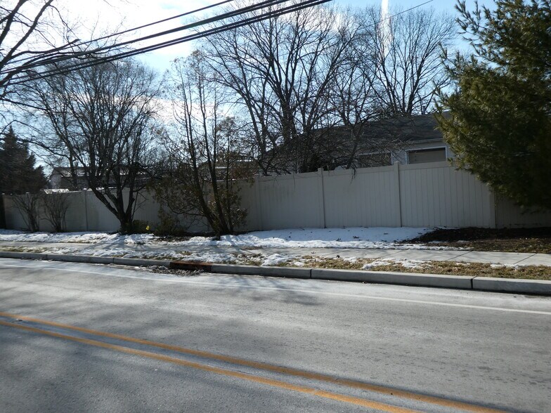 More Photos Of 127 Haddon Ave, Berlin Township Flex For Sale