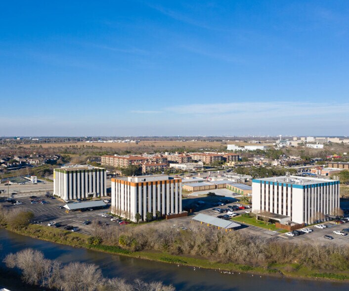 More Photos Of 1110 Nasa Pky, Houston Office For Lease