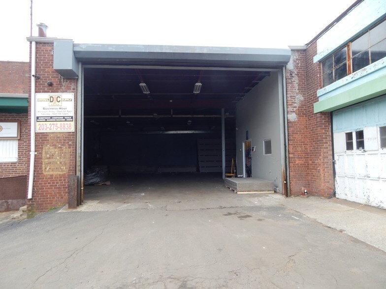209 Center St, Bridgeport, CT 06604 Industrial For Lease