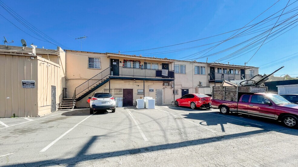 More Photos Of 11671-11685 S Atlantic Ave, Lynwood Storefront Retail Residential For Sale