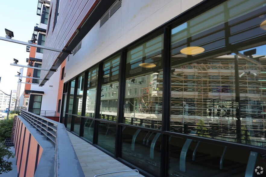 More Photos Of 1155 4th St, San Francisco Apartments For Lease
