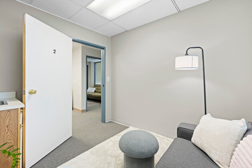 More Photos Of 7373 W Jefferson Ave, Lakewood Medical For Sale